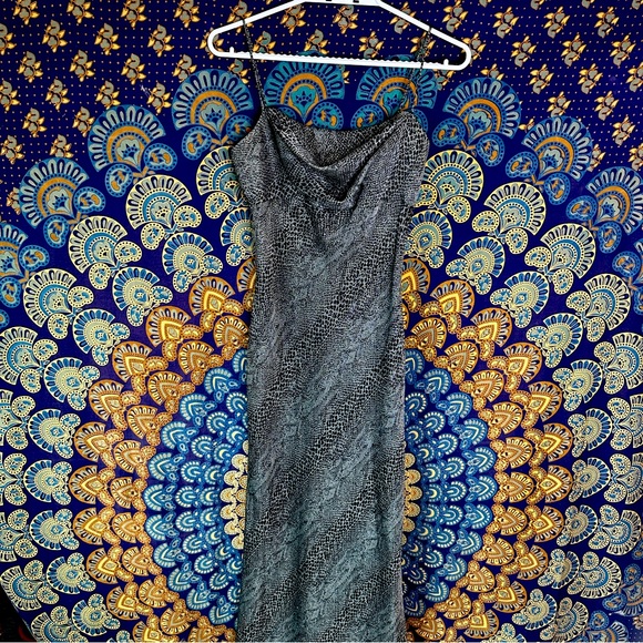 Snake print sparkly straight maxi dress with ruffled chest - Picture 2 of 12